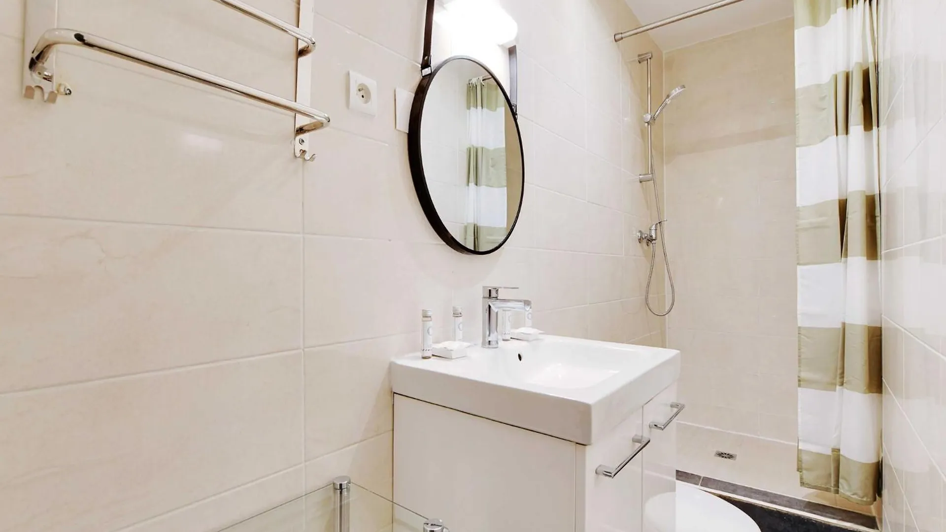 Chic Apartment - 1Br 4P - Place De La Nation Paris Frankrig